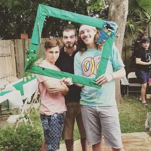 Meet your Posher, Grant